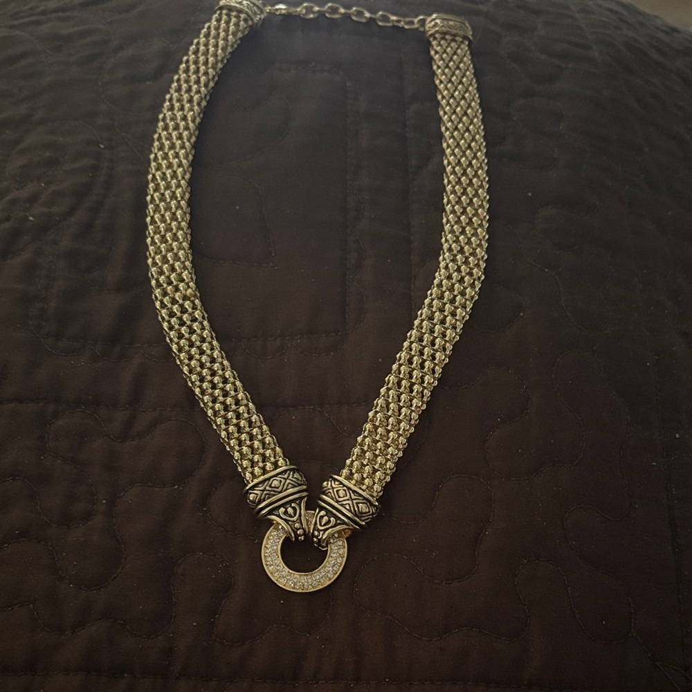 Elegant Gold Statement Necklace